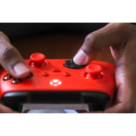 Microsoft Xbox Series Kontroler - Pulsujący czerwon (WYPRZEDAŻ)