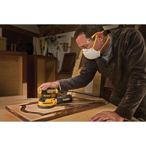Szlifierka mimośrodowa DeWalt DWE6423-QS (125mm)