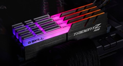 G.SKILL TRIDENTZ RGB DDR4 128GB 4X32GB 4000MHZ CL18 XMP2 F4-4000C18Q-128GTZR