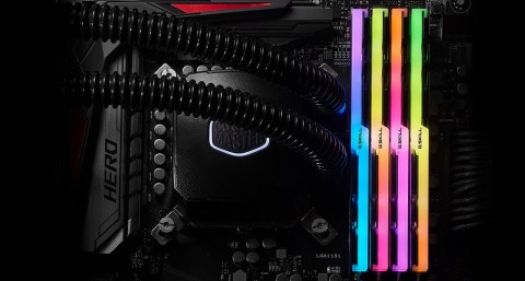 G.SKILL TRIDENTZ RGB DDR4 128GB 4X32GB 4000MHZ CL18 XMP2 F4-4000C18Q-128GTZR
