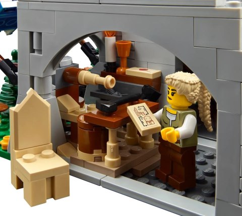 LEGO 10332 ICONS - Średniowieczny plac miejski