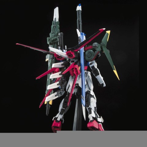 Figurka kolekcjonerska Bandai PG 1/60 PERFECT STRIKE GUNDAM