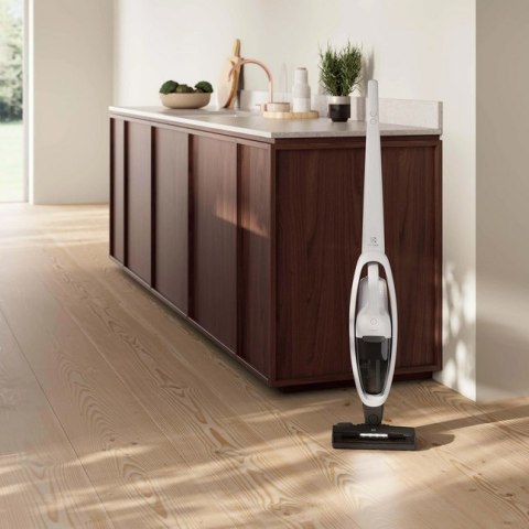 Odkurzacz ELECTROLUX ES52CB18SH
