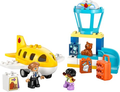 LEGO DUPLO 10443 FIRST TIME AT THE AIRPORT