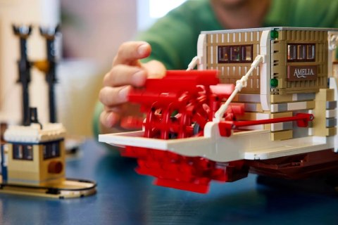 LEGO 21356 Ideas - Parowiec rzeczny